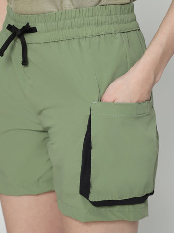 Utilitarian Female Hot Pants Light Green