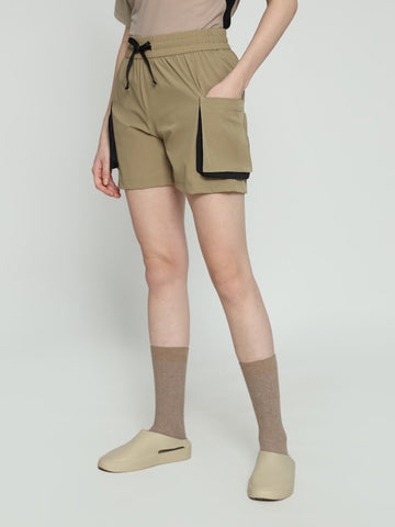 Utilitarian Female Hot Pants Beige